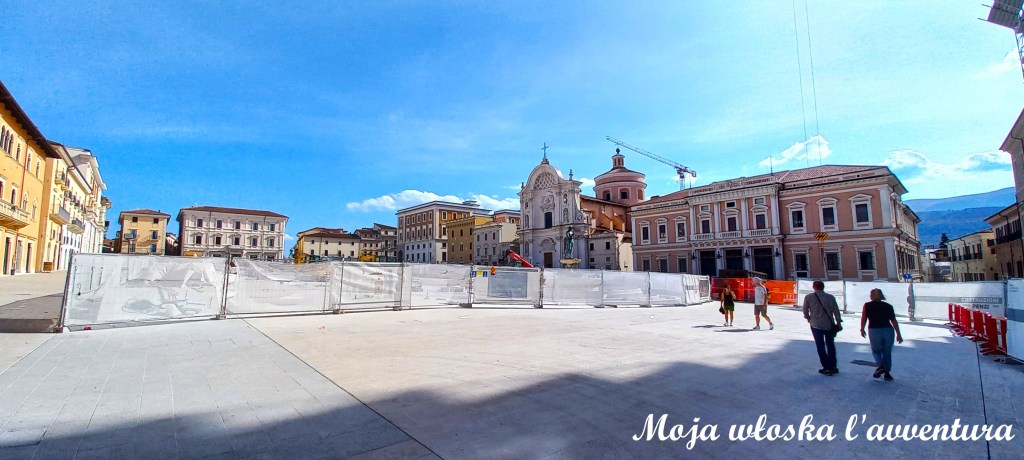 L'Aquila – miasto w (wiecznej)&nbsp;budowie