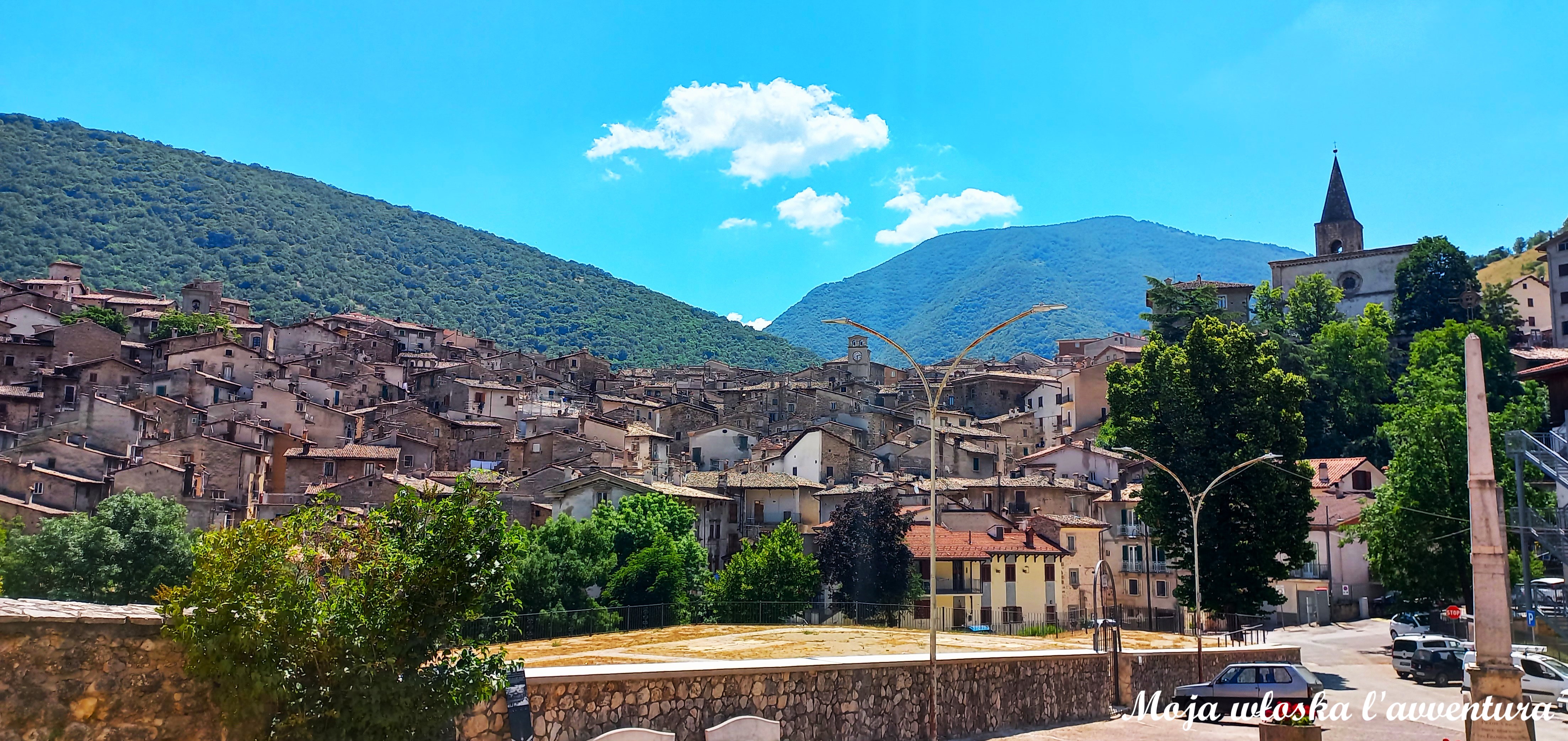 Scanno – górska miejscowość z widokiem na jezioro