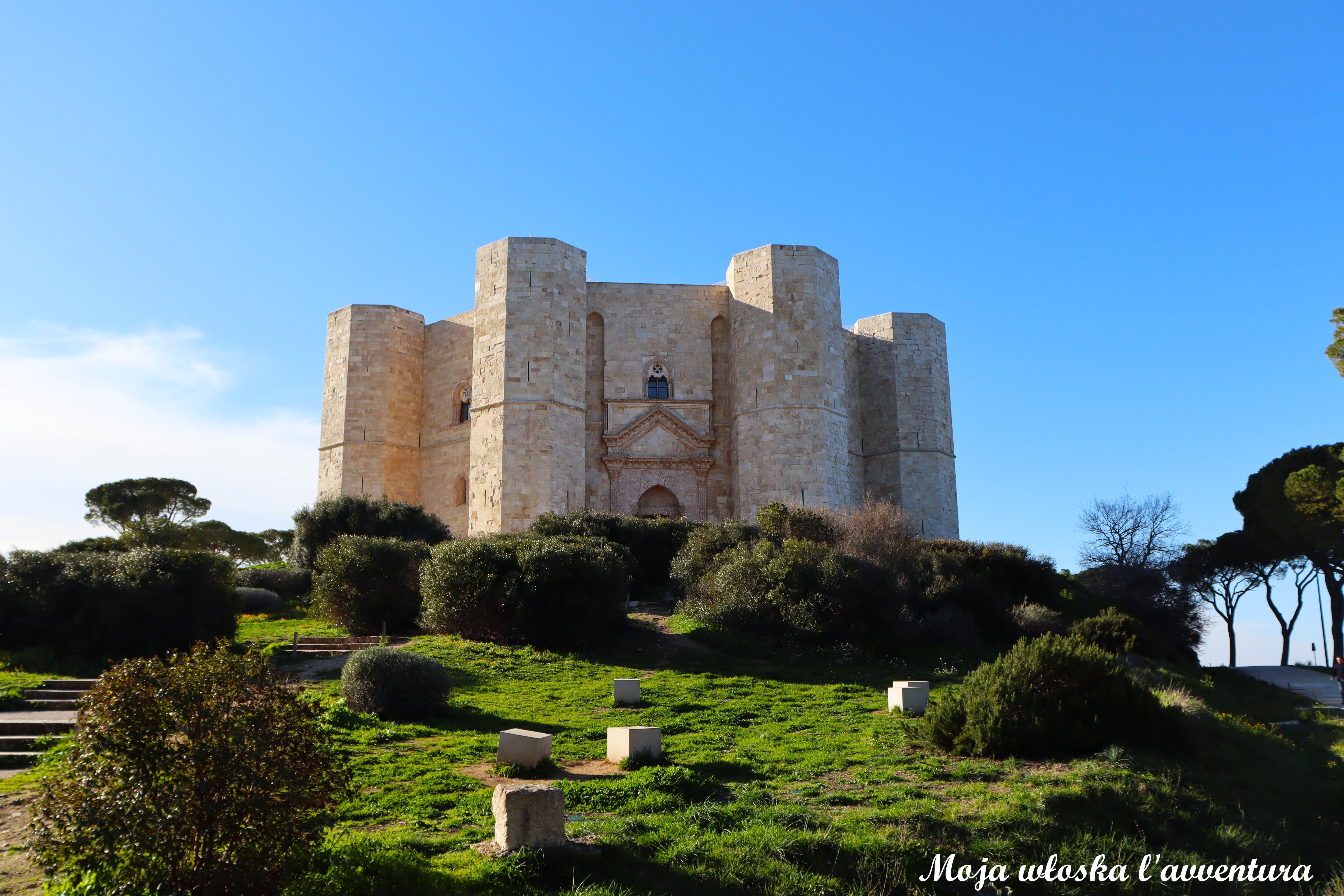 Castel del Monte – tajemnica zaklęta w ośmiokącie